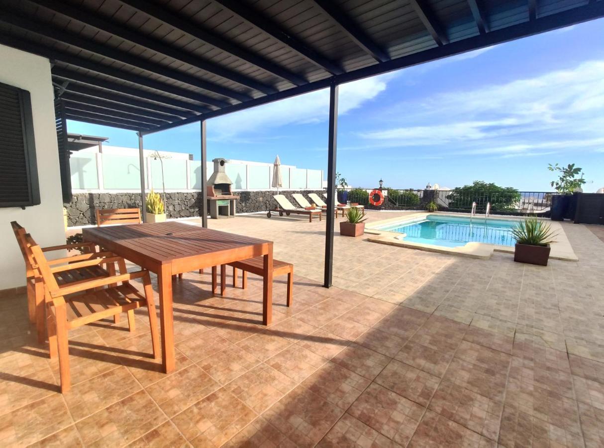 Villa 21 Puerto del Carmen  Eksteriør bilde